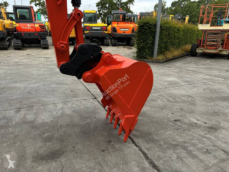 Excavadora Kubota