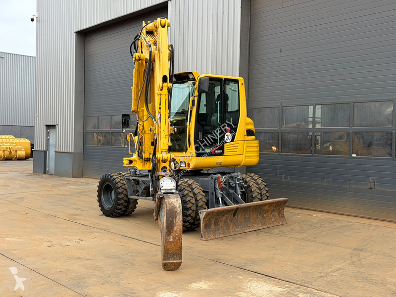 Excavadora Takeuchi TB295W-1