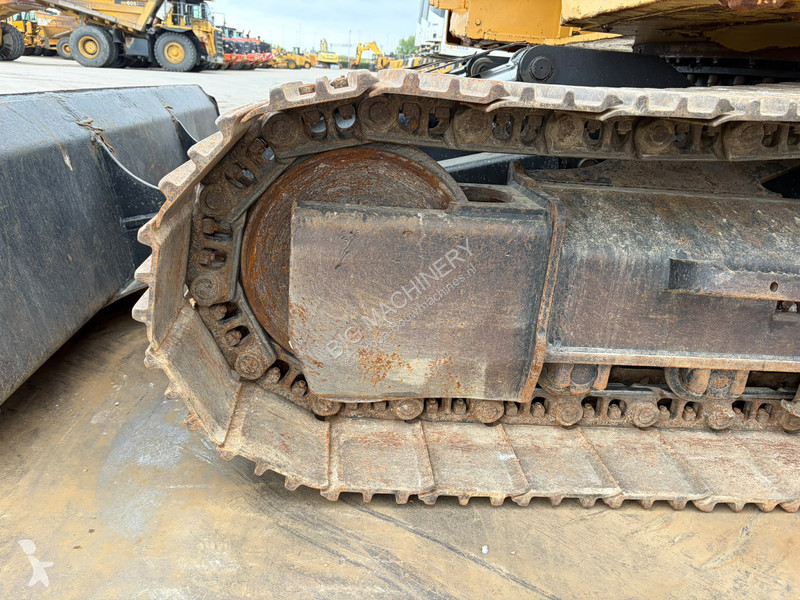 Pelle Caterpillar FLCR