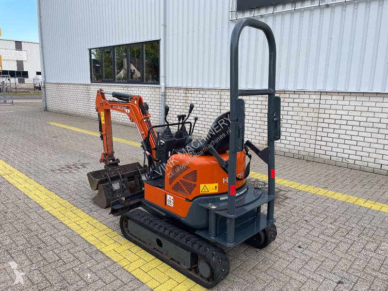 Багер Hitachi ZX 10 U-6