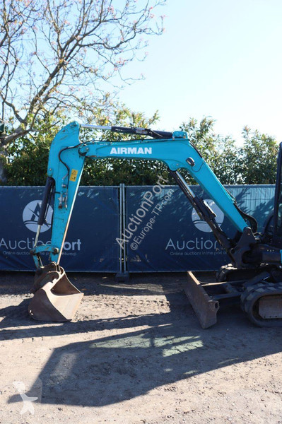 Excavadora Airman AX48U-6A