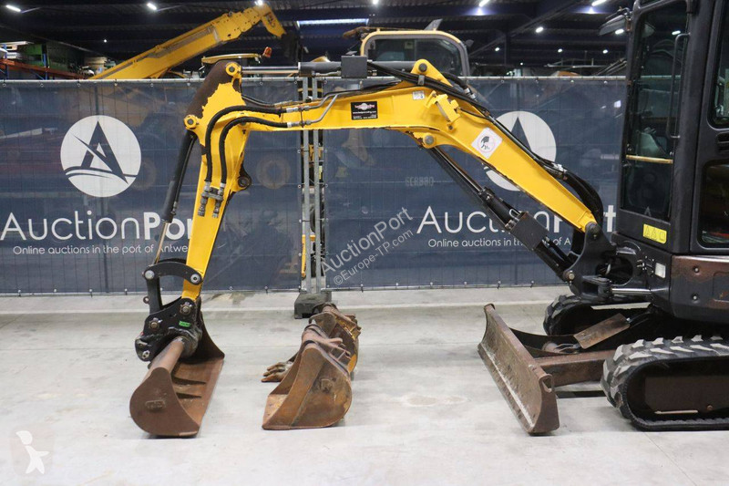 Багер Bobcat