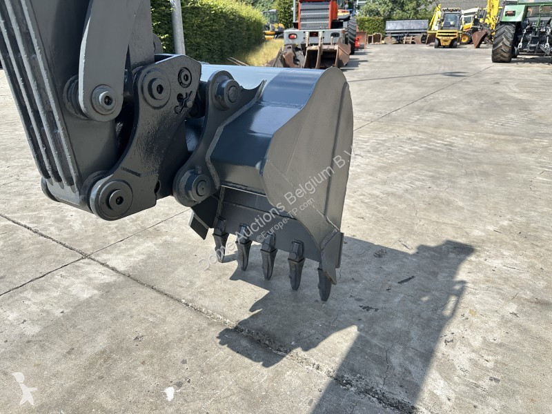 Багер Volvo EC60