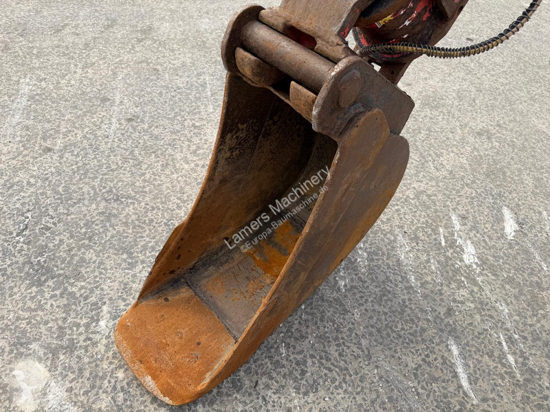 Excavadora Hitachi ZX38U .
