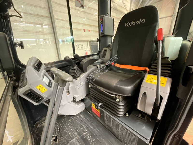 Graafmachine Kubota 0374