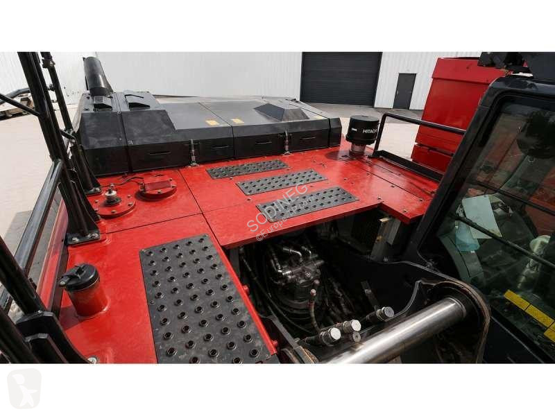 Екскаватор Hitachi LC-6
