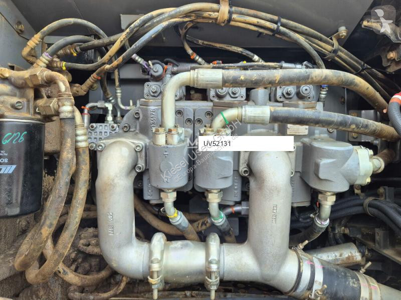 Екскаватор Hitachi 6