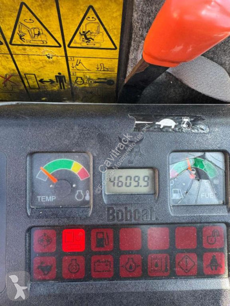 Bobcat 435 excavator
