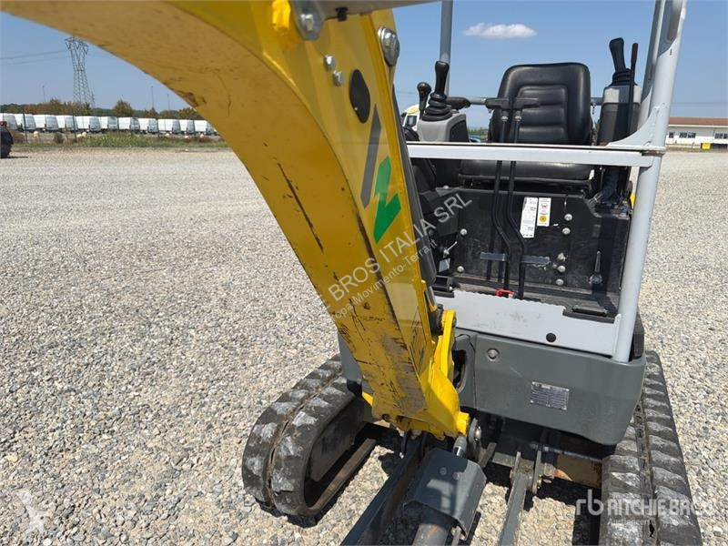 Екскаватор Wacker Neuson E