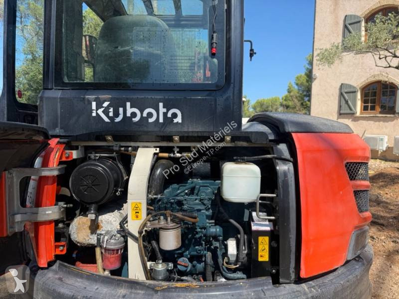 Екскаватор Kubota