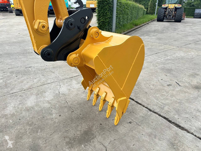 Екскаватор Komatsu
