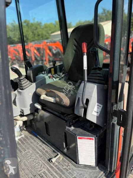 Екскаватор Kubota