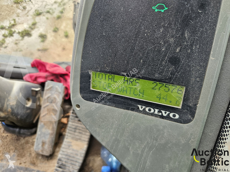 Екскаватор Volvo