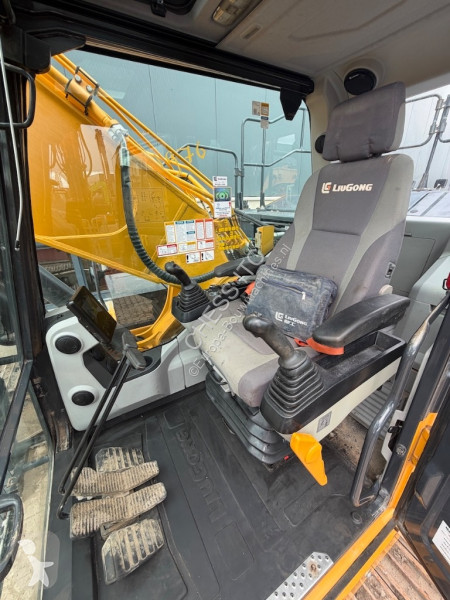 LiuGong 928 F - 928F - 926 F - 922 F excavator