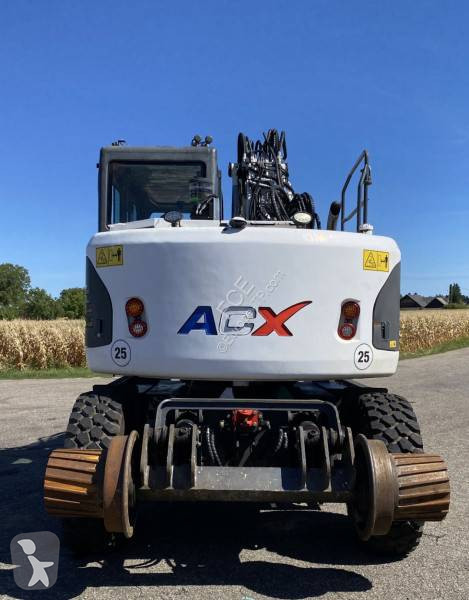 Acx DOOSAN 23 R-R 1er Main a réparer endommagée...