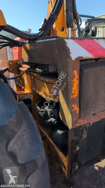 Renault DIVERS excavator