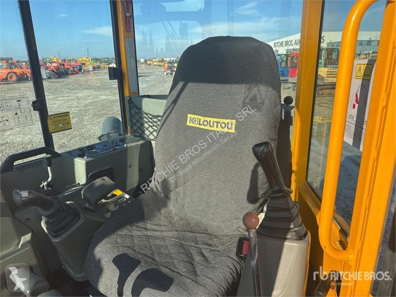 Escavadora Yanmar ViO33UCR Mini Excavator