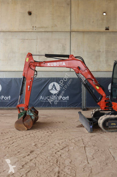 Excavadora Kubota SZ