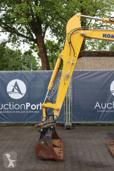 Excavadora Komatsu PC55MR-5E0
