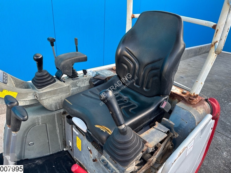 جرافة Takeuchi TB216 2700 hr, 11,5 kW, 1770 kg,...
