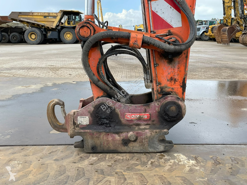 جرافة Hitachi ZX190W-6