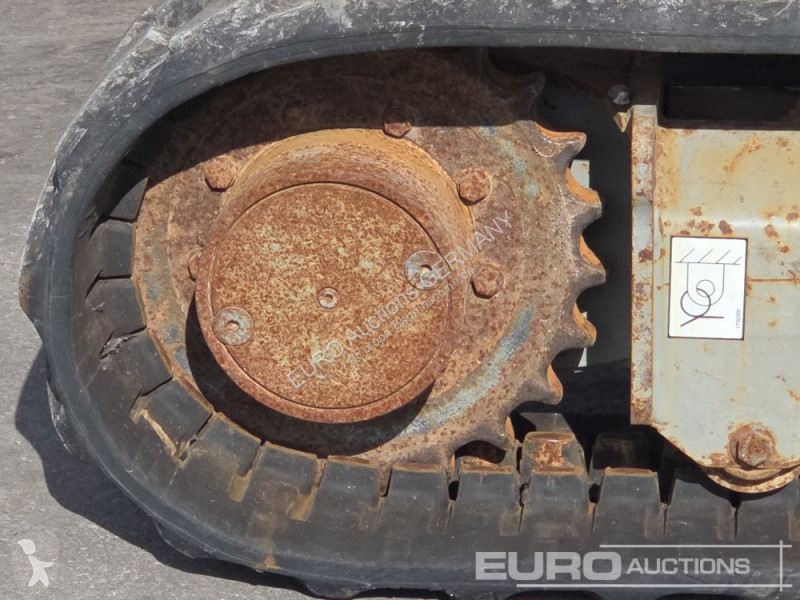 جرافة Volvo ECR25D
