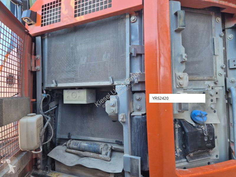 جرافة Hitachi