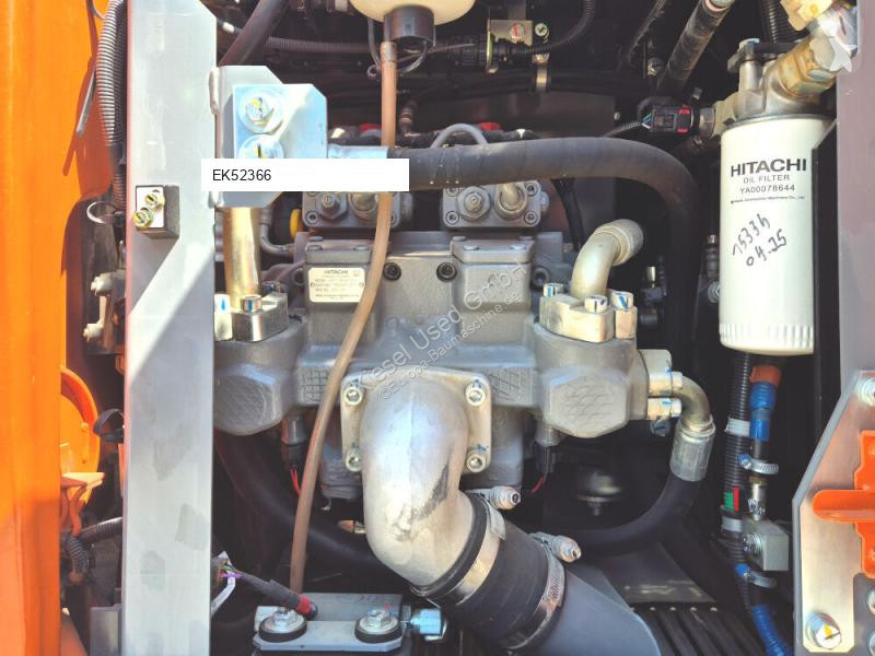 جرافة Hitachi ZX175W-7