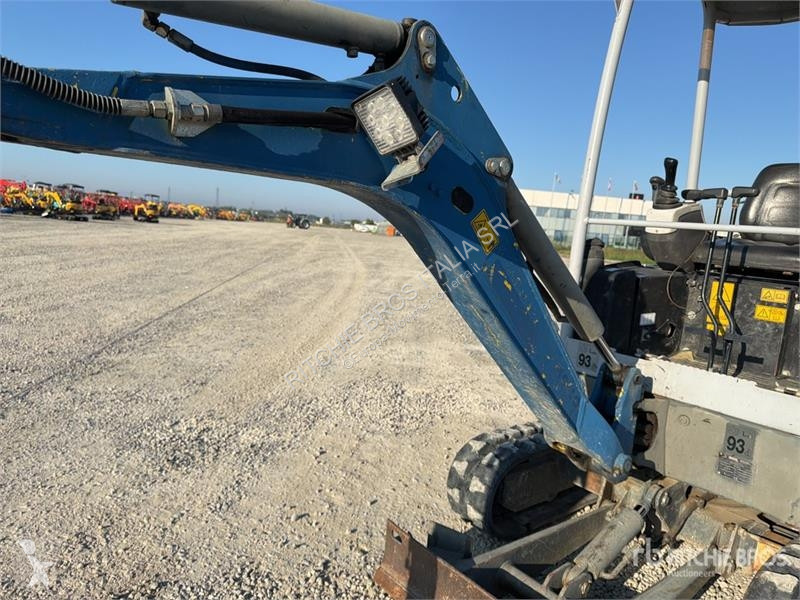 جرافة Neuson EZ17 Mini Excavator