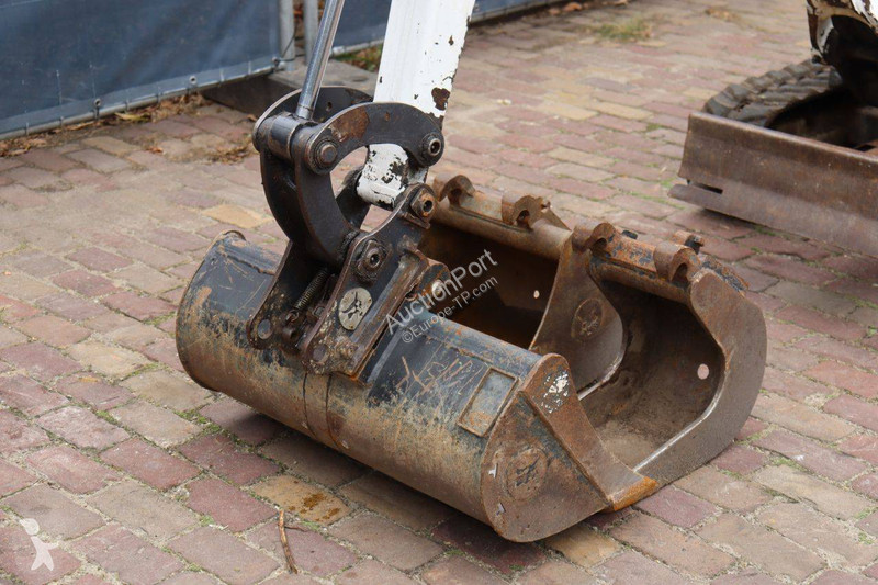 جرافة Bobcat