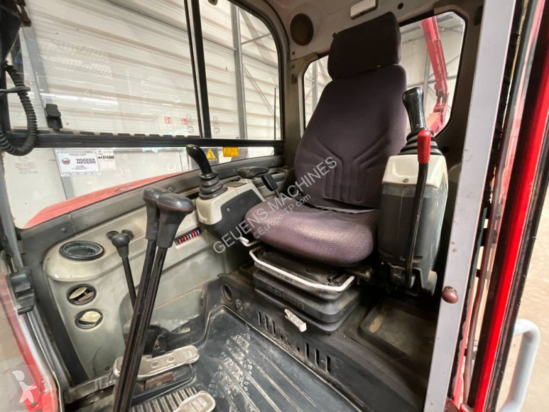 جرافة Neuson 75 Z 3