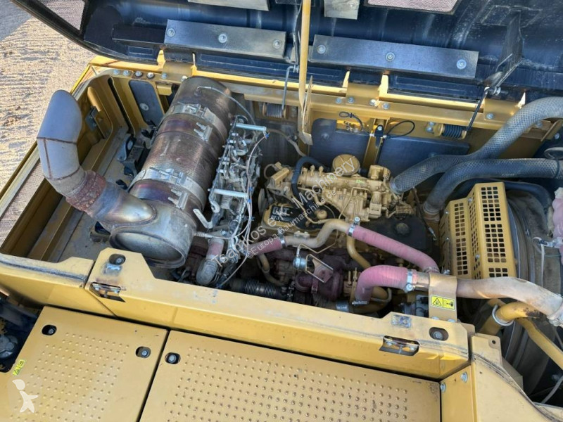 جرافة Caterpillar EL LR
