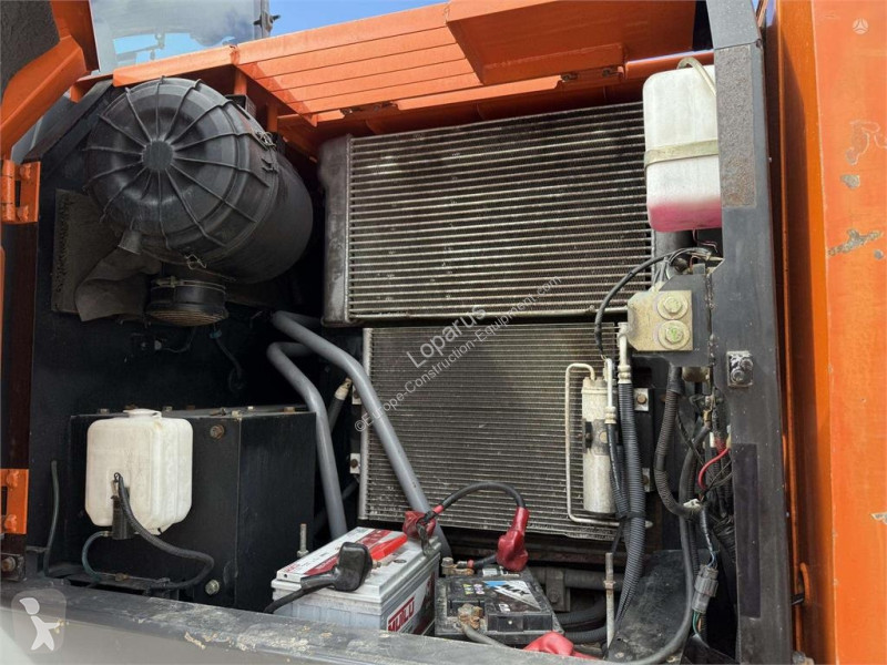 جرافة Hitachi 140 W