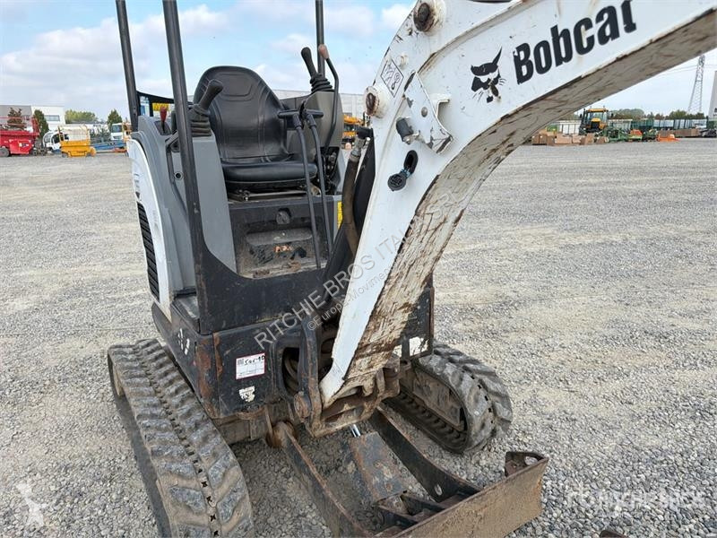 Skovel Bobcat E17 Mini Excavator
