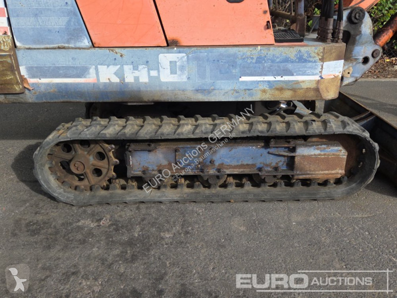 Pelle Kubota KH-012