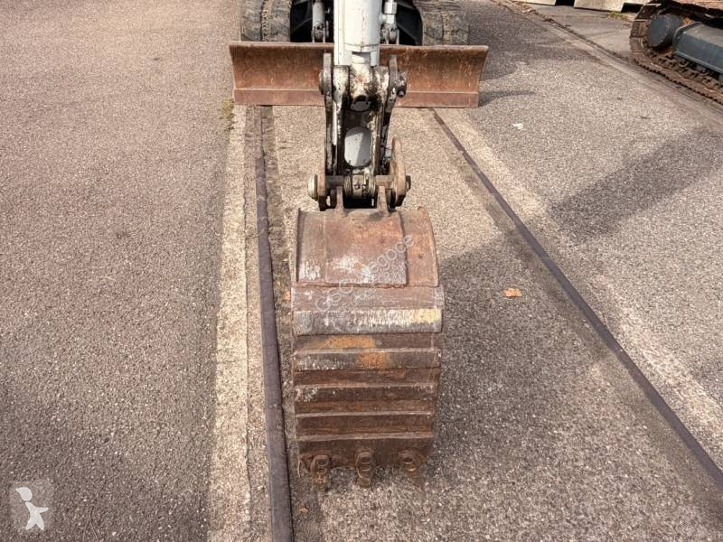 Skovel Takeuchi