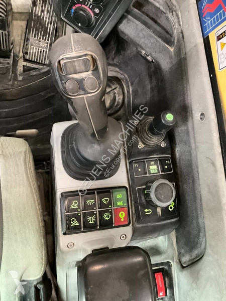 Skovel Neuson EW 65