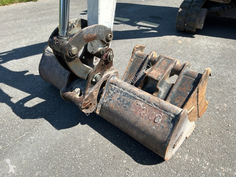 Pelle Bobcat E20Z