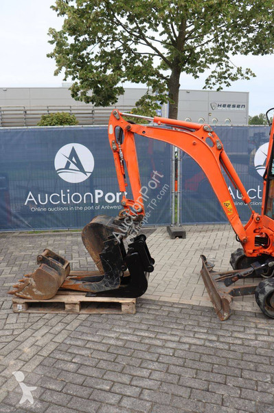 Skovel Kubota