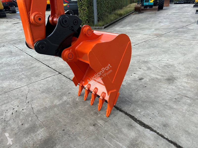 Skovel Hitachi