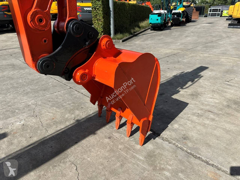 Skovel Kubota KX175-5