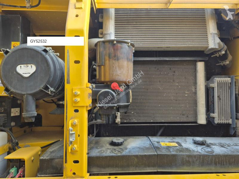 Skovel Komatsu 11