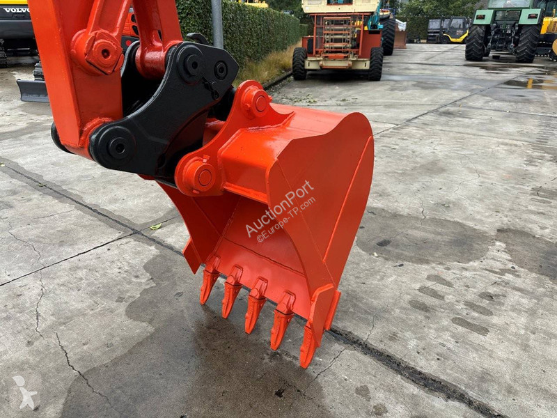 Skovel Kubota KX155-3SZ
