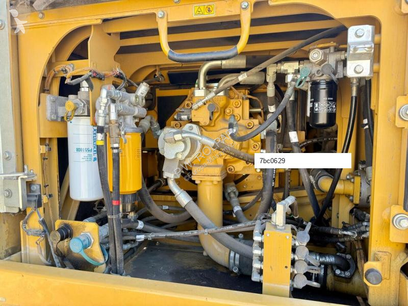 Excavadora Caterpillar