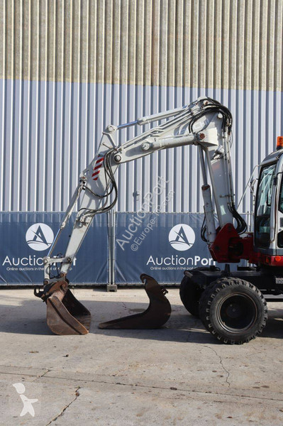Excavadora Takeuchi