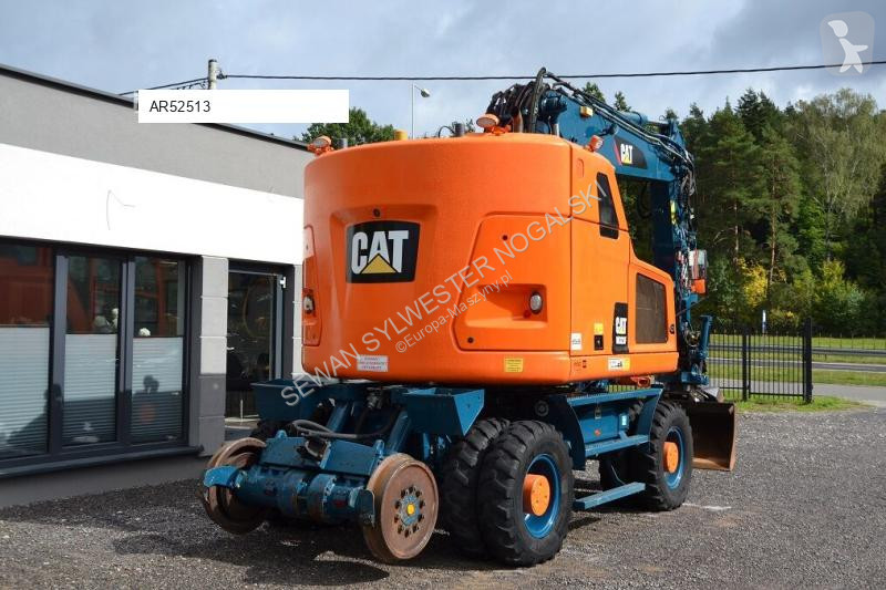 Excavadora Caterpillar M