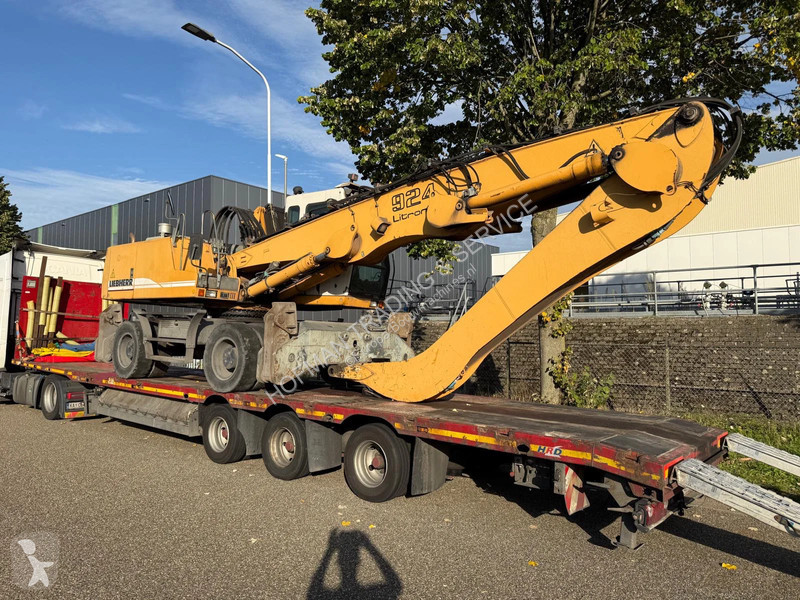 Lopatový nakládač New Holland 1ES | A/C