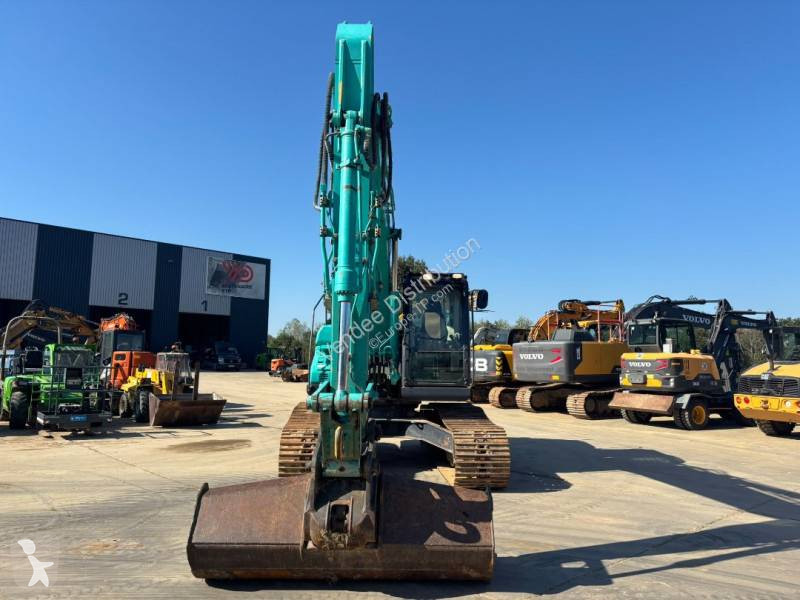 Pelle Kobelco SK180