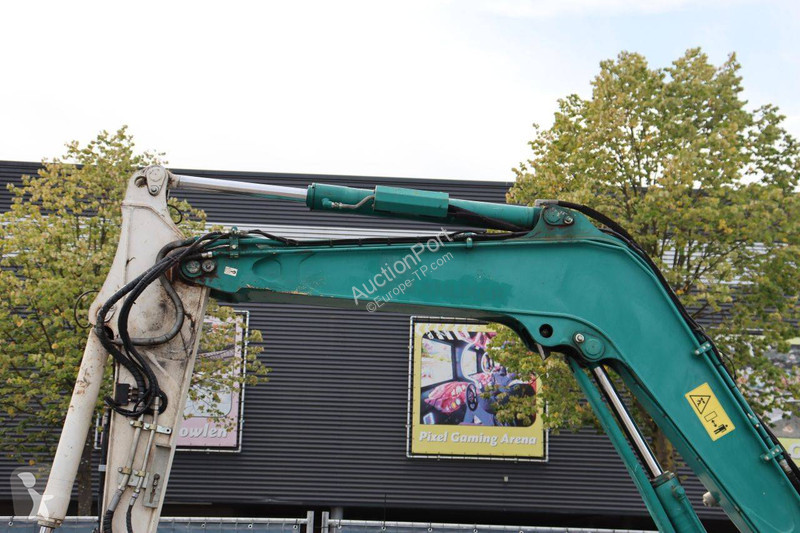 Pelle Yanmar 2A