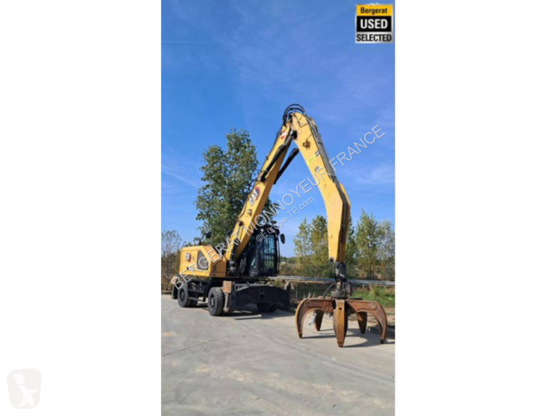 Pelle Caterpillar MH3024